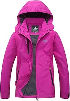 Las mejores chaquetas impermeables de senderismo para mujer en 2023